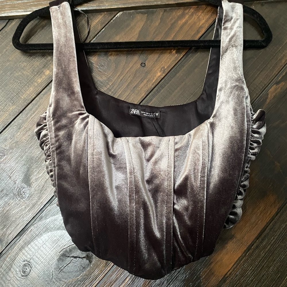 NWT!!! Grey velvet corset top with side zipper. Brand new!!! Size M